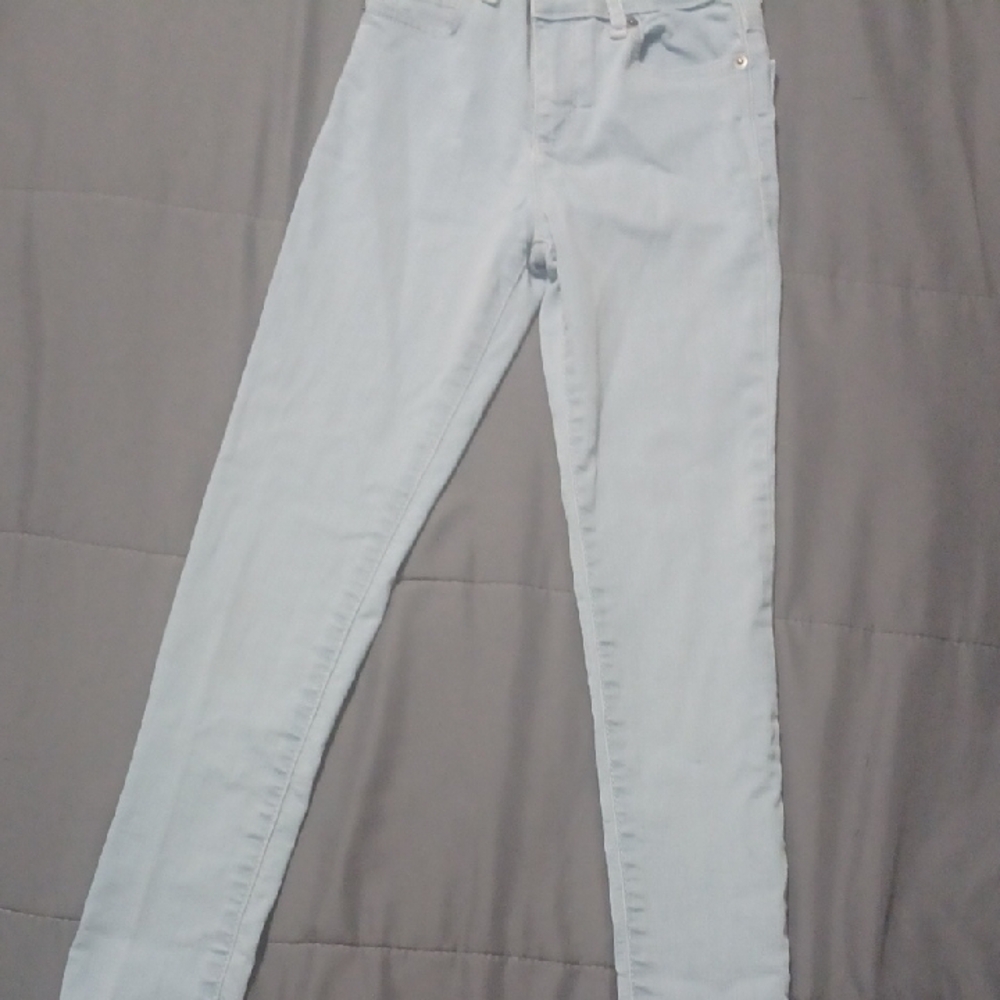 Women's Light Blue Jeans